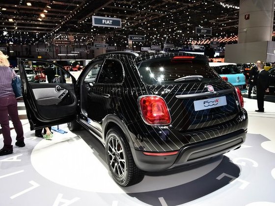 Fiat-500X-Black Tie-1