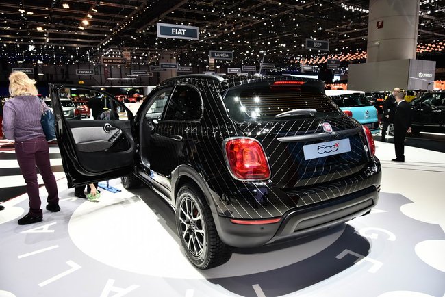 Fiat-500X-Black Tie-1